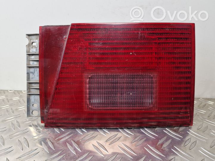 Volkswagen Sharan Lampy tylnej klapy bagażnika 7M3945111B