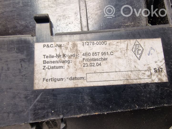 Audi A8 S8 D3 4E Popielniczka deski rozdzielczej 4E0857951C