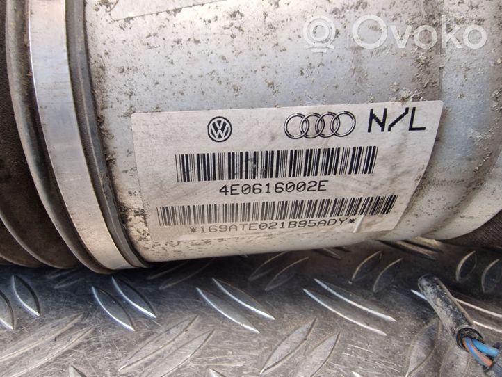 Audi A8 S8 D3 4E Tylny amortyzator zawieszenia pneumatycznego 4E0616002E