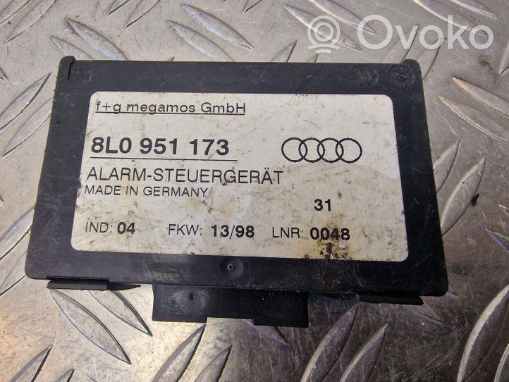 Audi A8 S8 D2 4D Centralina/modulo allarme 8L0951173