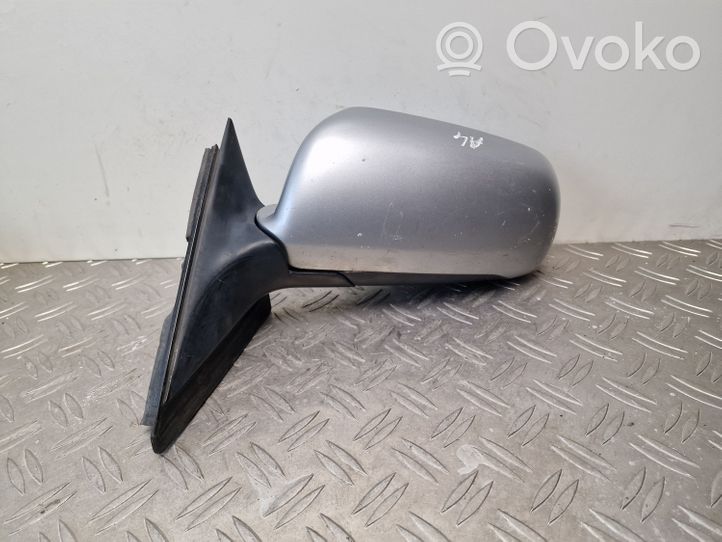 Audi A4 S4 B5 8D Etuoven sähköinen sivupeili 8D1858531