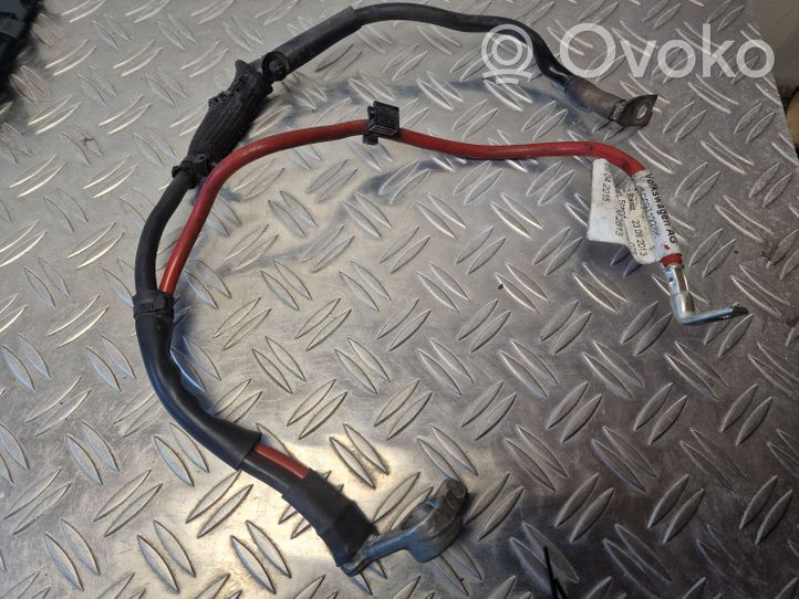 Volkswagen PASSAT B8 Câble de batterie positif 5Q0971228K