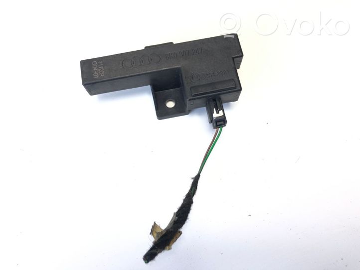 Audi A6 S6 C7 4G Interjero komforto antena 8K0907247