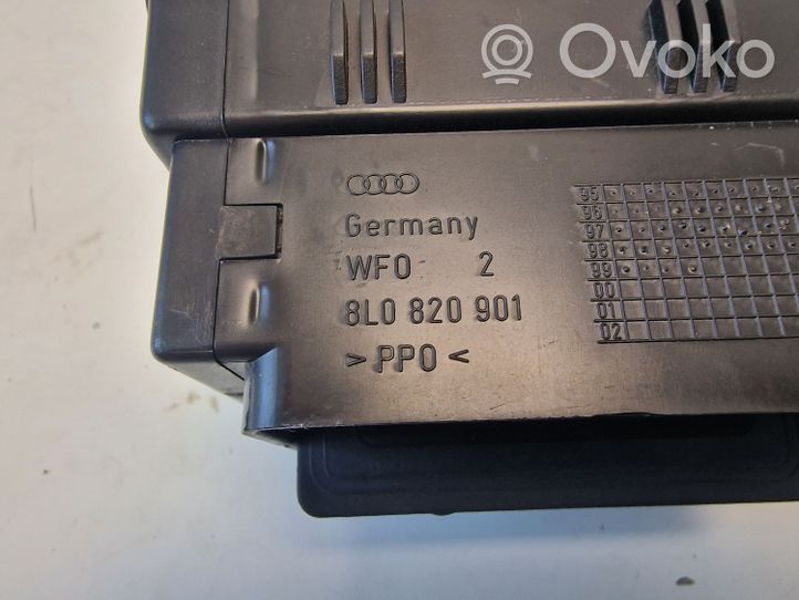 Audi A3 S3 8L Luftausströmer Lüftungsdüse Luftdüse seitlich 8L0820901