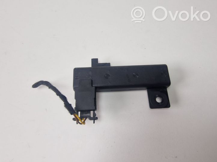 Audi A8 S8 D3 4E Interjero komforto antena 3D0909141E