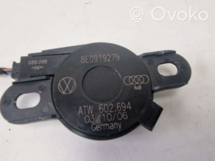 Audi A8 S8 D3 4E Altoparlante del sensore di parcheggio (PDC) 8E0919279