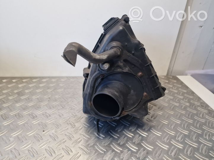 Audi A8 S8 D3 4E Boîtier de filtre à air 4E0133824K