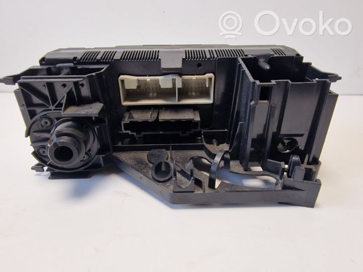 Volkswagen Tiguan Climate control unit 5M2820045A