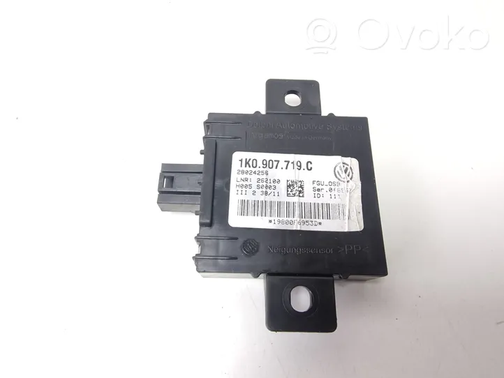 Audi A3 S3 A3 Sportback 8P Alarm control unit/module 1K0907719C