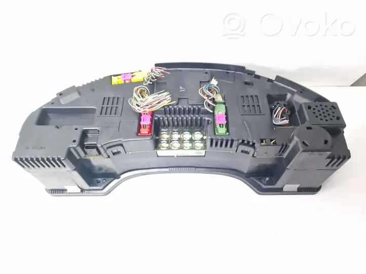 Audi A8 S8 D2 4D Speedometer (instrument cluster) 4D0919033AC