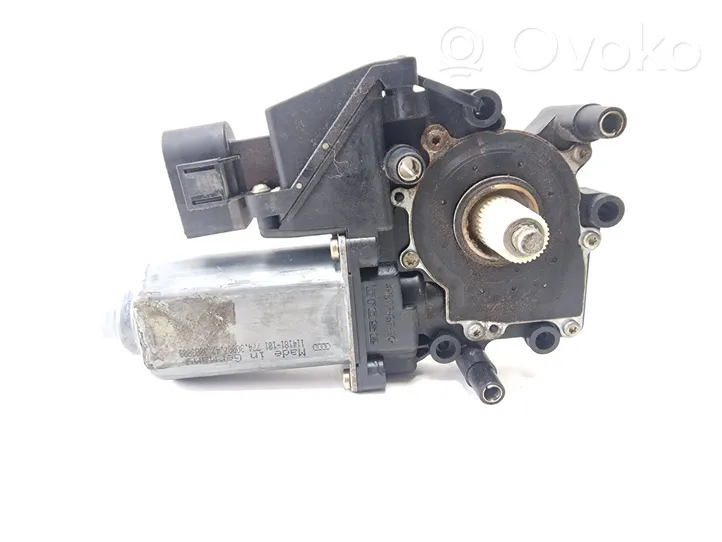 Audi A8 S8 D2 4D Rear door window regulator motor 4D0959801H