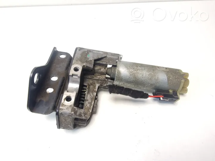 Volkswagen Phaeton Seat adjustment motor 0130002531