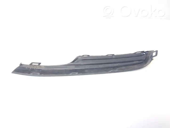 Volkswagen Golf VII Front bumper lower grill 5G0853666