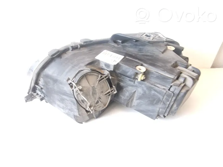 Audi A3 S3 A3 Sportback 8P Lampa przednia 8P0941004K