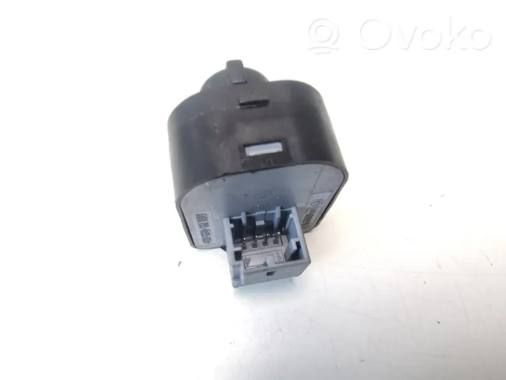 Audi A3 S3 A3 Sportback 8P Wing mirror switch 8E0959565