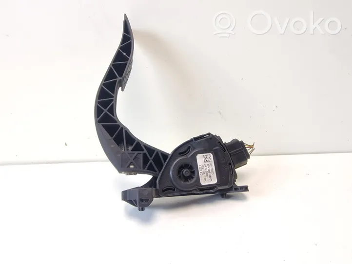 Audi A6 S6 C6 4F Accelerator throttle pedal 8K1723523