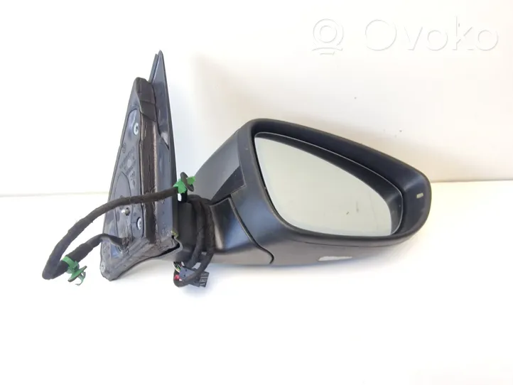 Volkswagen PASSAT B7 Front door electric wing mirror 3C0857934A