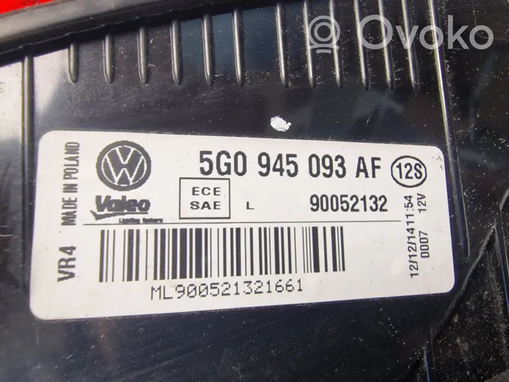 Volkswagen Golf VII Galinis žibintas dangtyje 5G0945093AF