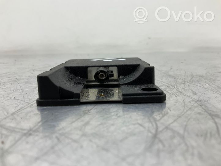 BMW 5 E60 E61 Bluetooth antenna 6928466