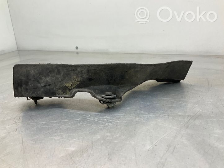 BMW 3 E92 E93 Front mudguard 7185797