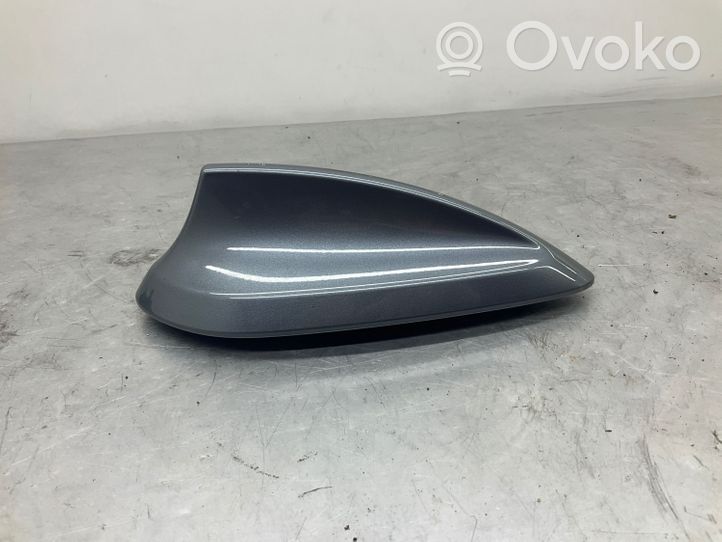 BMW 5 G30 G31 Copertura dell’antenna tetto (GPS) 6816805