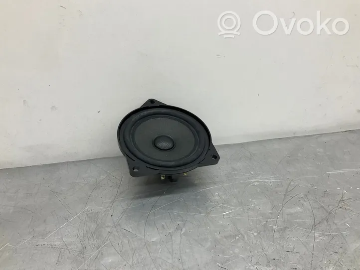 BMW 5 F10 F11 Enceinte de plage arrière 9239183