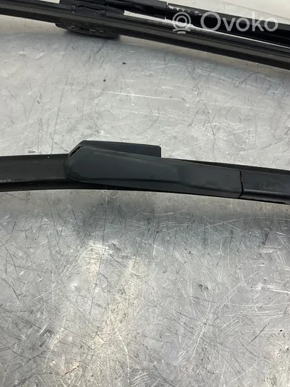 BMW 5 F10 F11 Windshield/front glass wiper blade 7203156