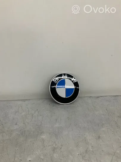 BMW 5 E60 E61 Gamintojo ženkliukas 813237505