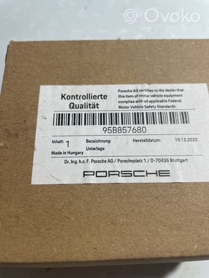 Porsche Macan Parte dello specchietto retrovisore della portiera anteriore 95B857680