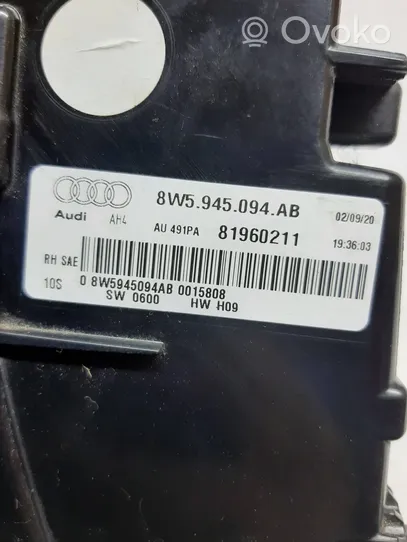 Audi A4 S4 B9 Takaluukun takavalot 8W5945094AB