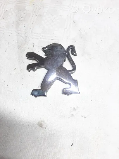 Peugeot 307 Logo, emblème de fabricant 96488048