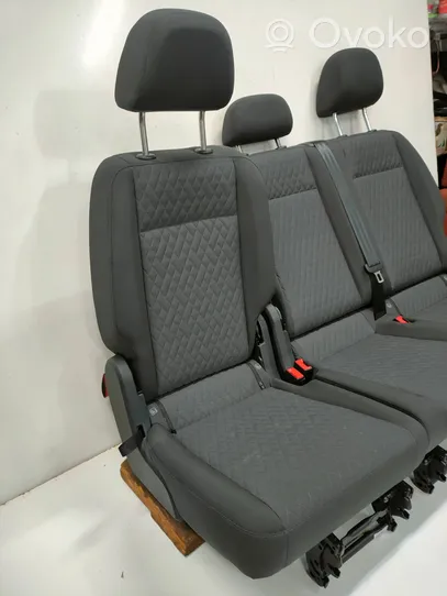 Volkswagen Caddy Seat set 2K7883505