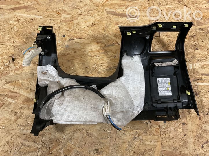 Subaru Legacy Panelės apdailos skydas (apatinis) 66075AG060