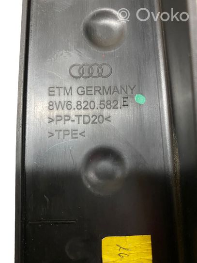 Audi S5 Facelift Panel wykończeniowy błotnika 8W6820582E
