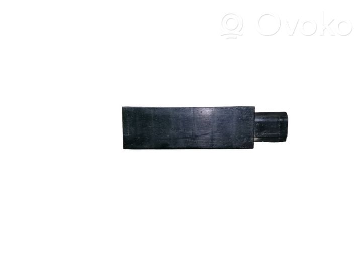 Audi A3 S3 8V Antena wewnętrzna 5Q0962131