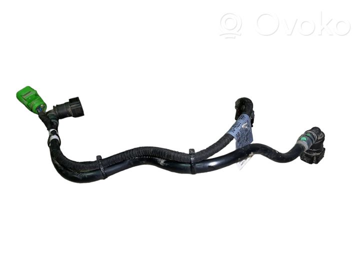 Audi A4 S4 B9 Tuyau d'alimentation conduite de carburant 8W0971745A