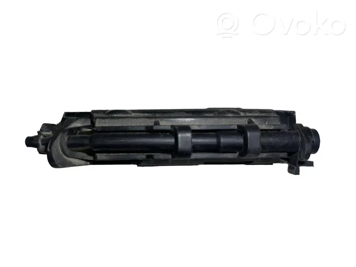 Audi A5 Staffa di rinforzo montaggio del paraurti posteriore 8W6807889