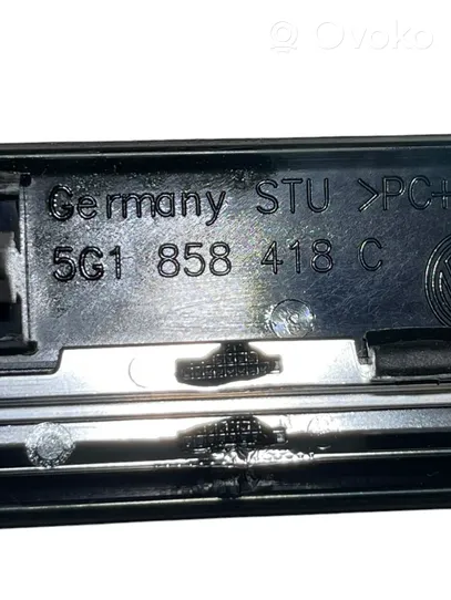 Volkswagen Golf VII Panneau de garniture tableau de bord 5G1858418C