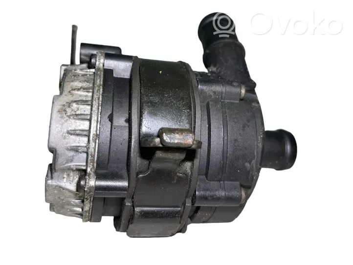 Volkswagen Golf VII Other engine part 04L965567