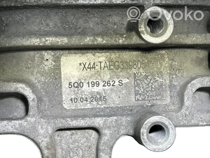 Volkswagen Golf VII Supporto di montaggio del motore 5Q0199262S