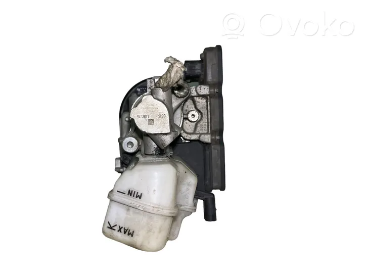 Volkswagen Golf VII Brake booster 5QE614105C