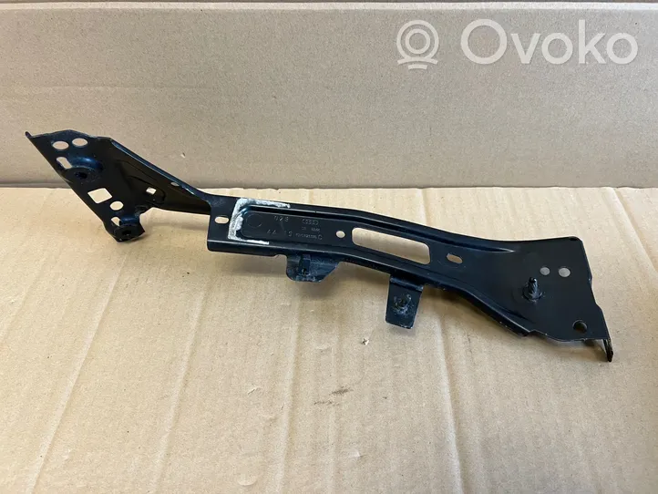 Audi A4 S4 B9 Supporto di montaggio del parafango 8W0821136C