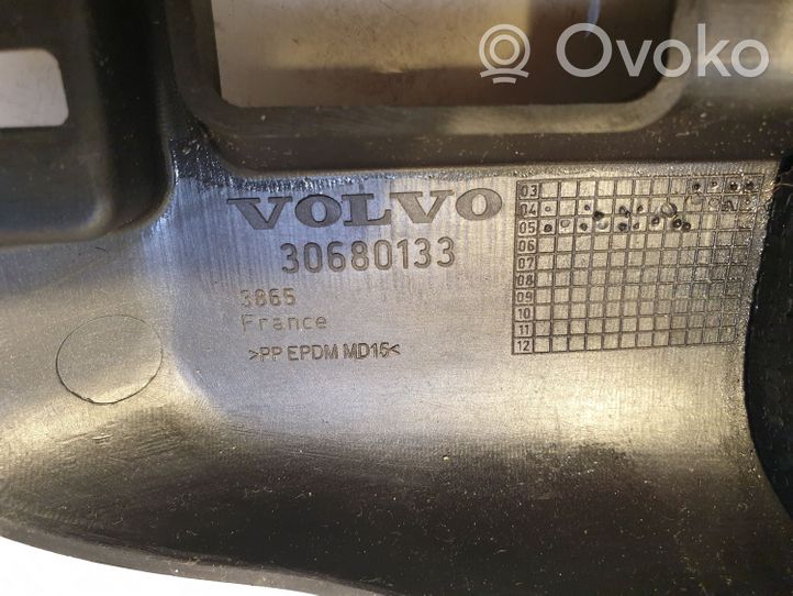 Volvo V50 Vairo ašies apdaila 30680133