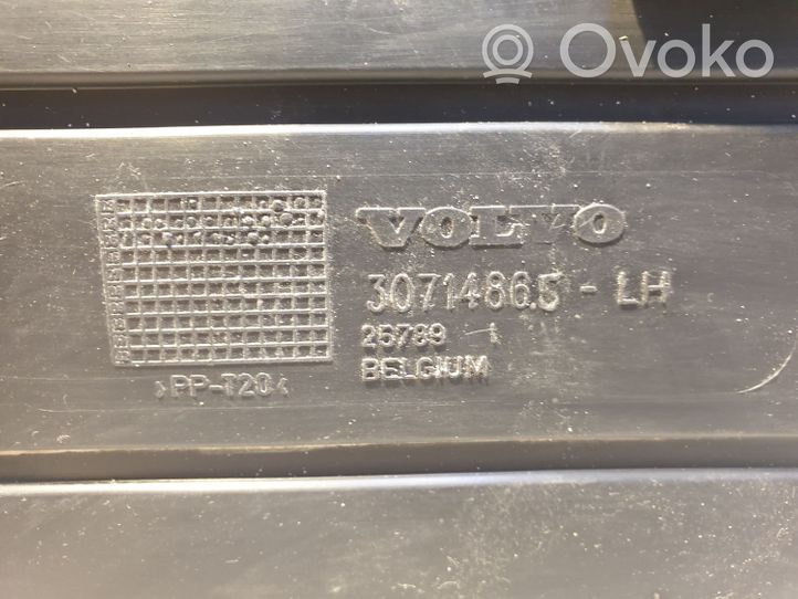 Volvo V50 Couvre soubassement arrière 30714865