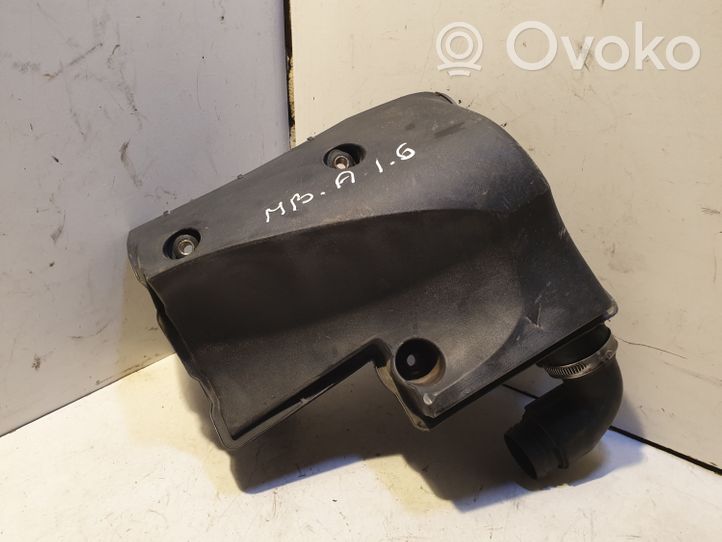 Mercedes-Benz A W168 Oro paėmimo kanalo detalė (-ės) A1661400087