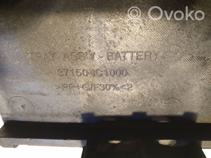 Hyundai Getz Batteriegestell 371501C1000