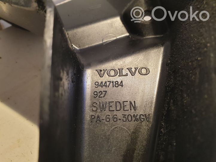 Volvo V70 Altra parte del vano motore 9447184
