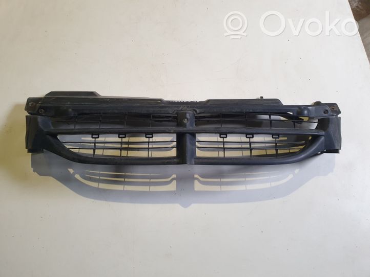 Chrysler Voyager Maskownica / Grill / Atrapa górna chłodnicy 04576955