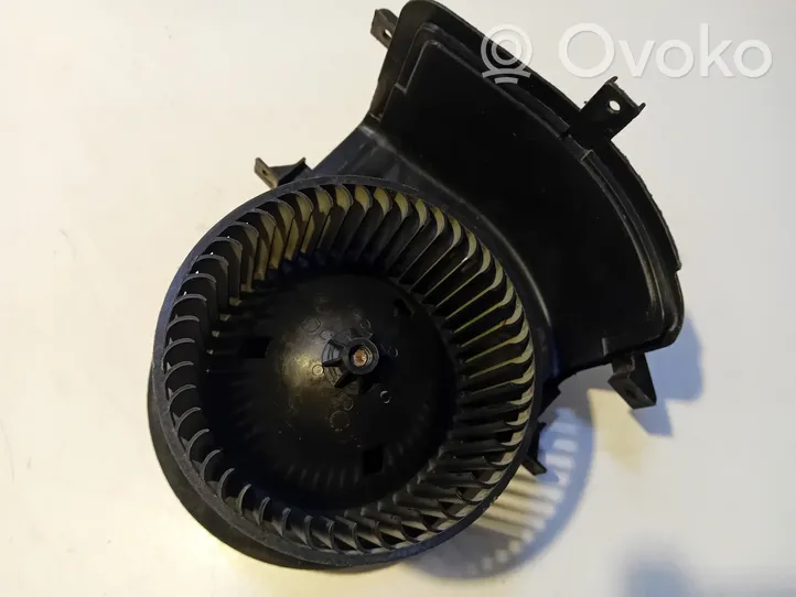 Volkswagen Caddy Mazā radiatora ventilators 1H1820021