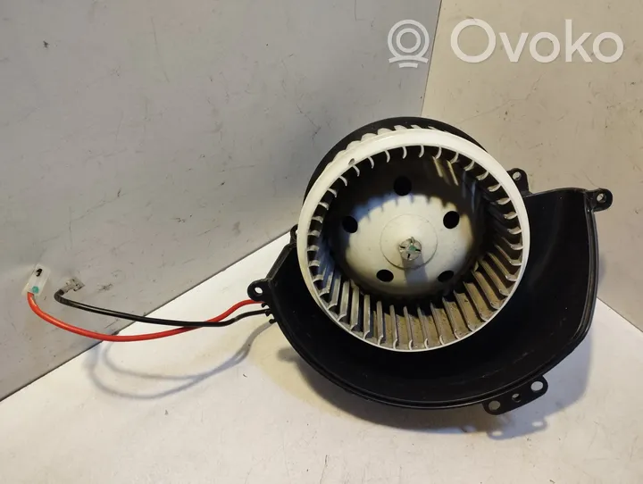 Opel Astra H Heater fan/blower 52421335